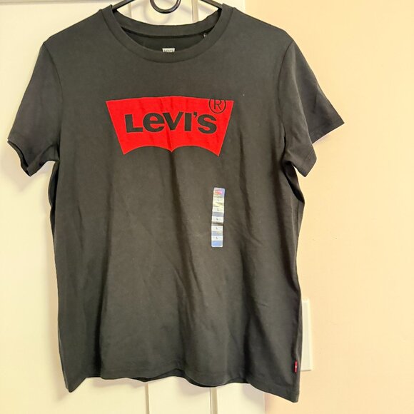 NWT Levi's Crew Neck Short Sleeve Tee Black Red Size L - Picture 1 of 5
